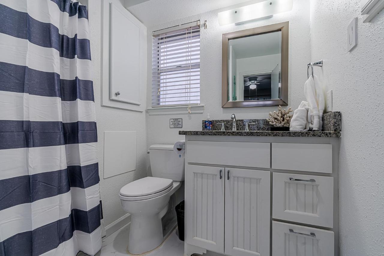 Hot Tub - Ocean Views - Steps To Private Beach - Quiet Location Galveston Esterno foto